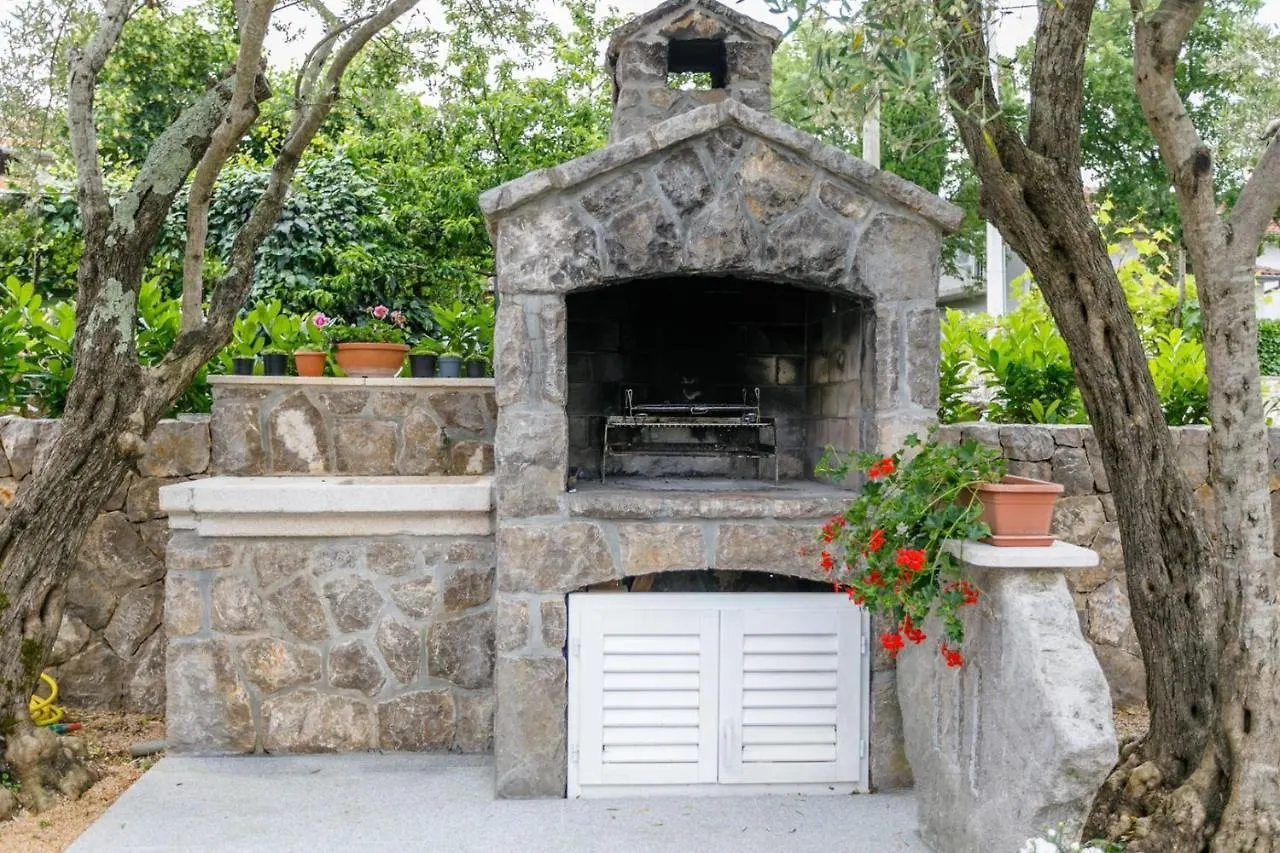 Apartment Mare Malinska