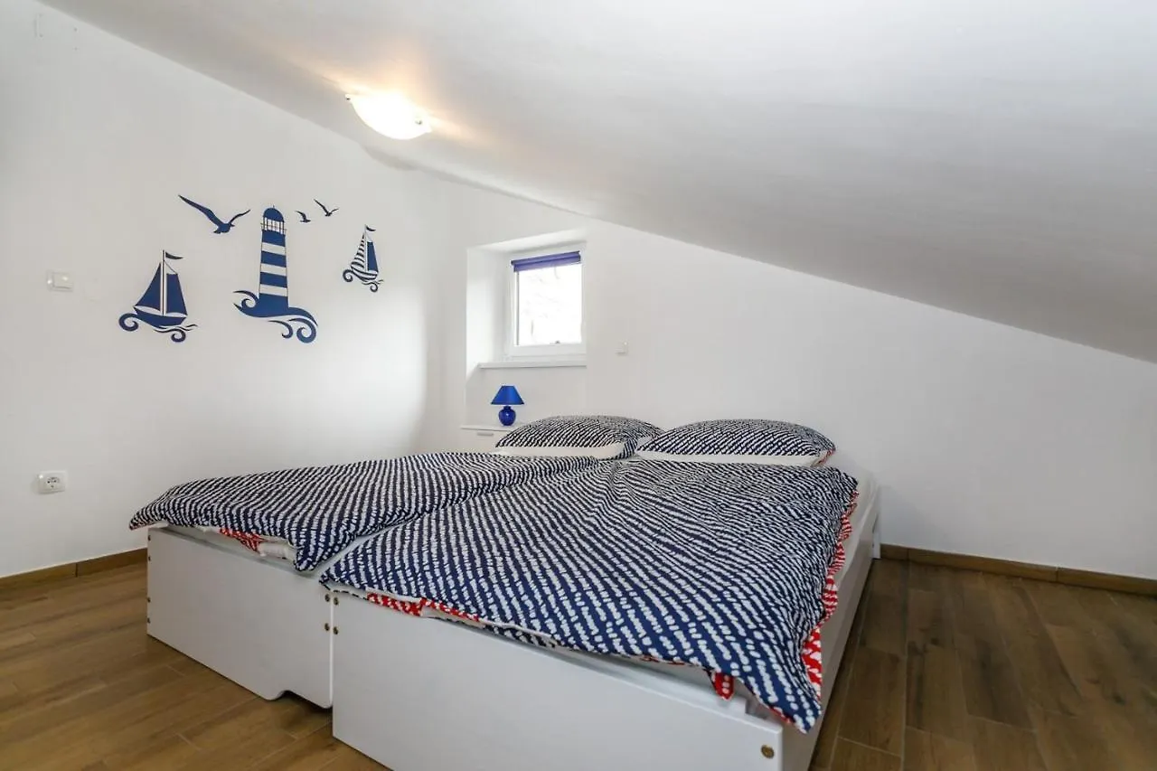 Apartment Mare Malinska Κροατία